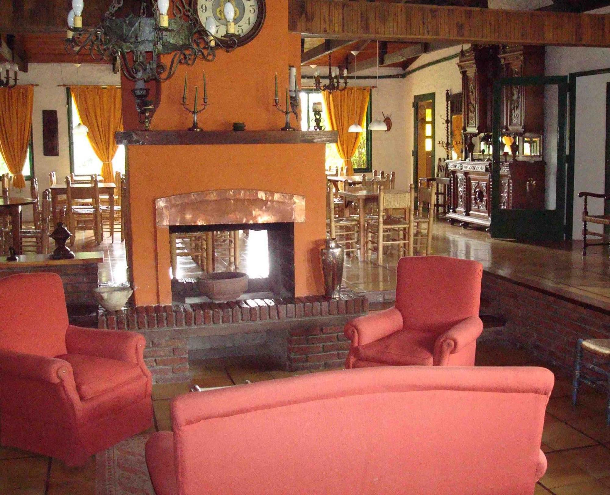 "La Loma" - Vieja Casona Aparthotel El Calafate Exteriör bild